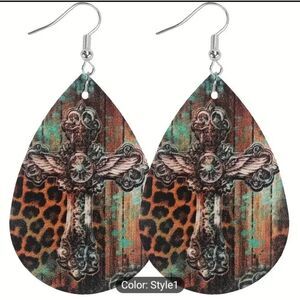 Cross earrings teardrop faux leather new d81